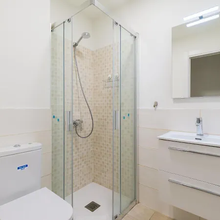 Apartment Homeforguest Modern In Canteras With Parking Las Palmas de Gran Canaria